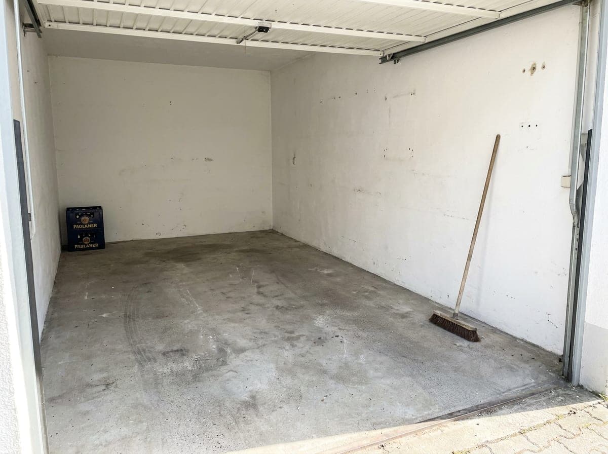 Garage & Lager einer Firmenauflösung – Hiob GmbH München